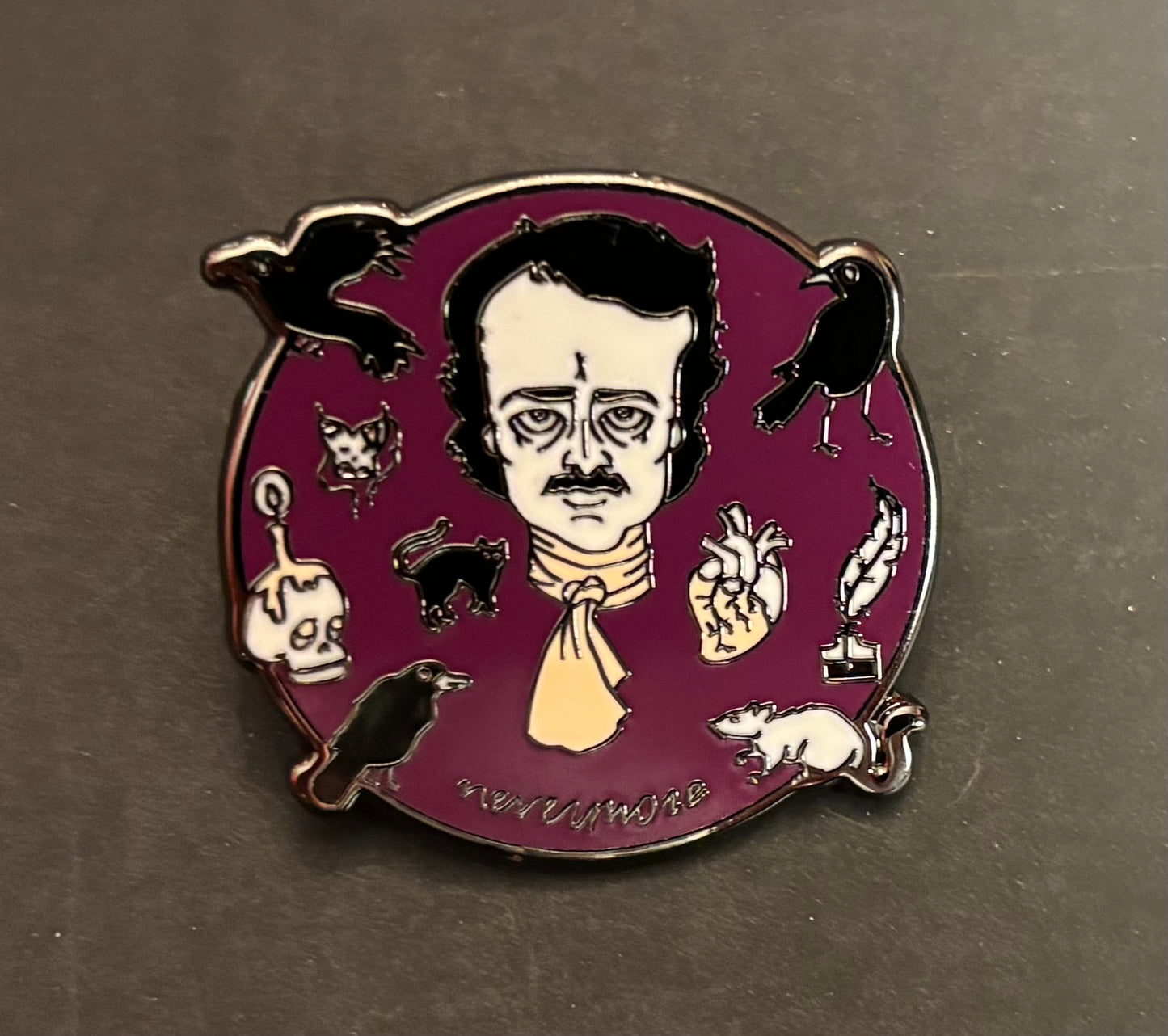 Edgar Allen Poe - pin