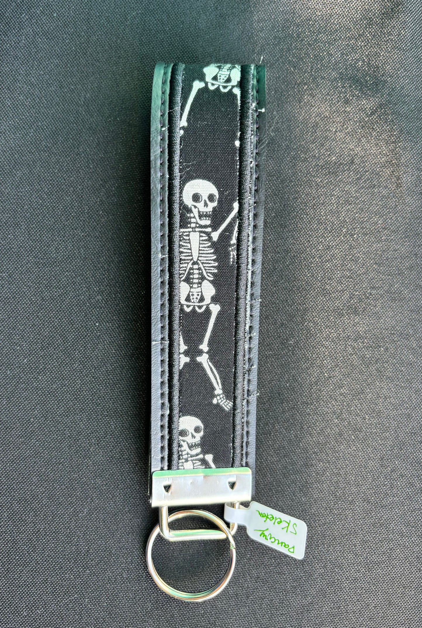 Dancing Skeleton - Key Fob