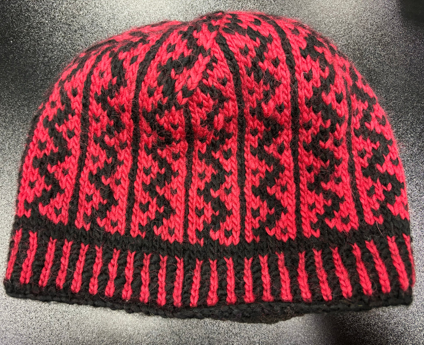 Black and Red Zigzag - Hat