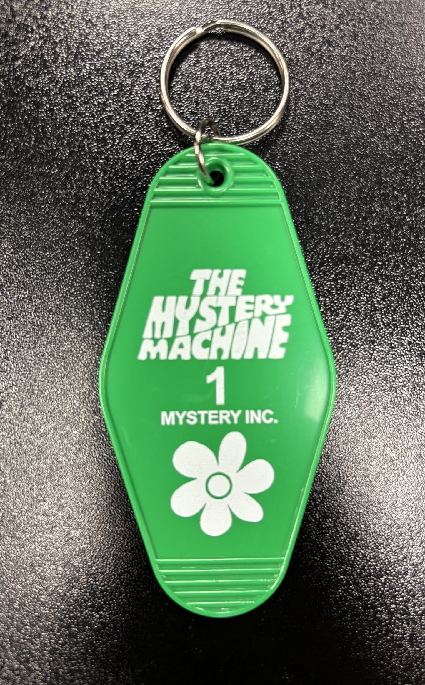 The Mystery Machine - keychain