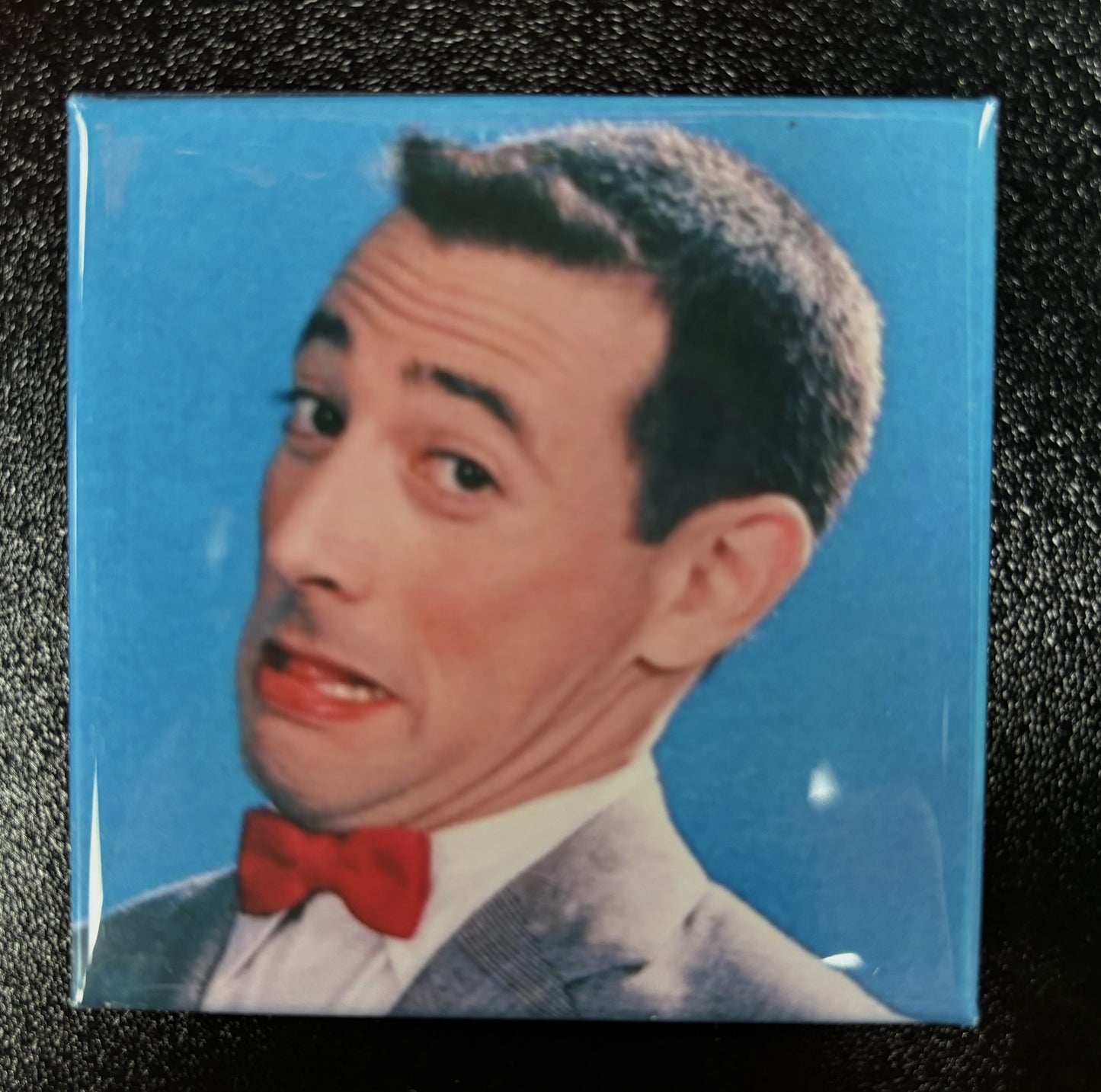 Pee Wee, profile - magnet