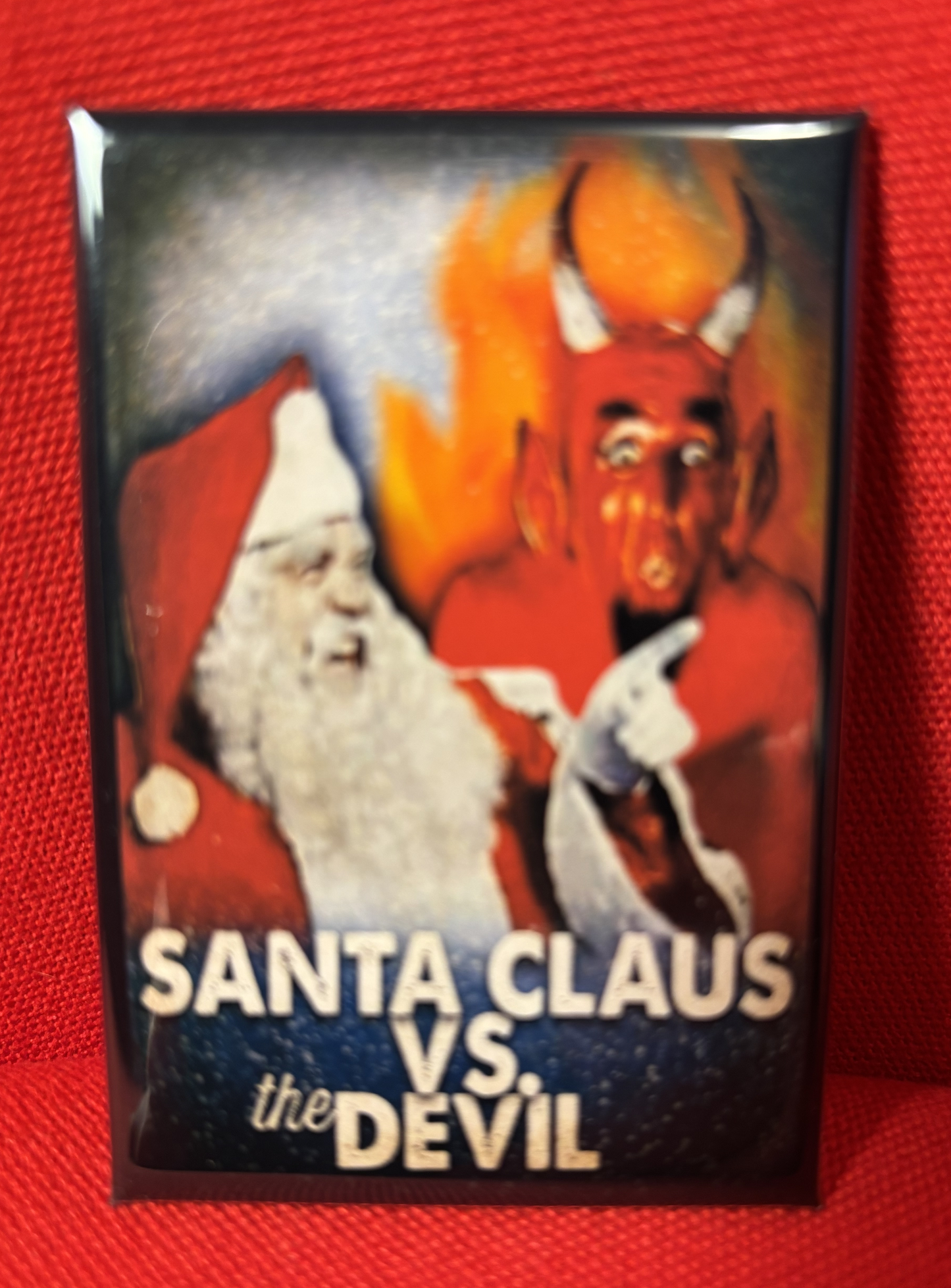 Santa Claus vs. The Devil - magnet