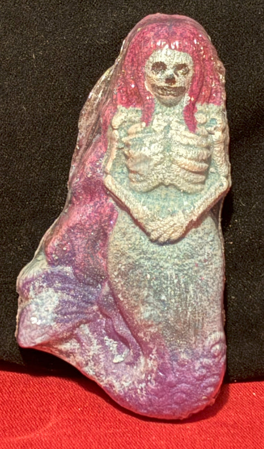 Skeleton Mermaid - Bath Bomb